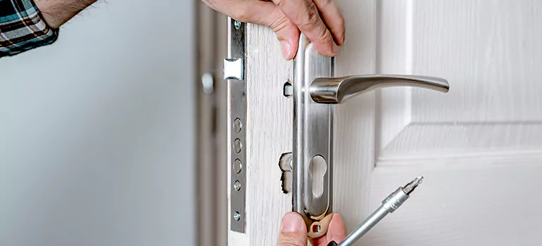Front Door Knob Repair in Deltona, FL